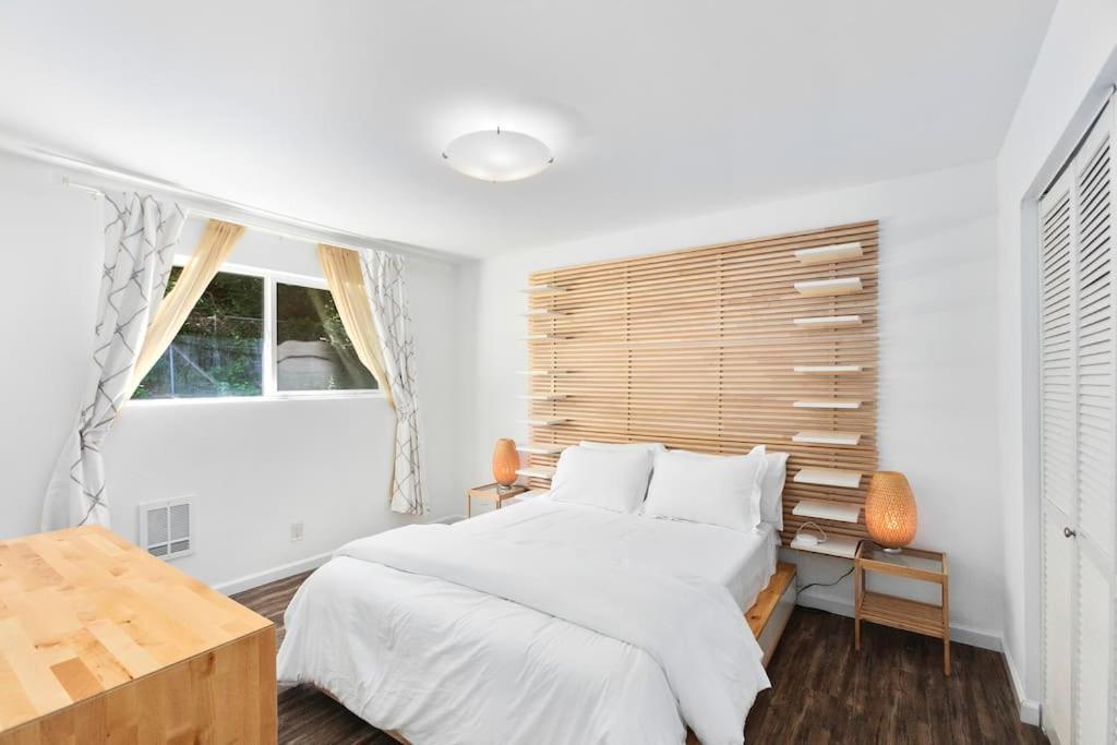 Epicurean Remodel In Central Location. Сиэтл Экстерьер фото