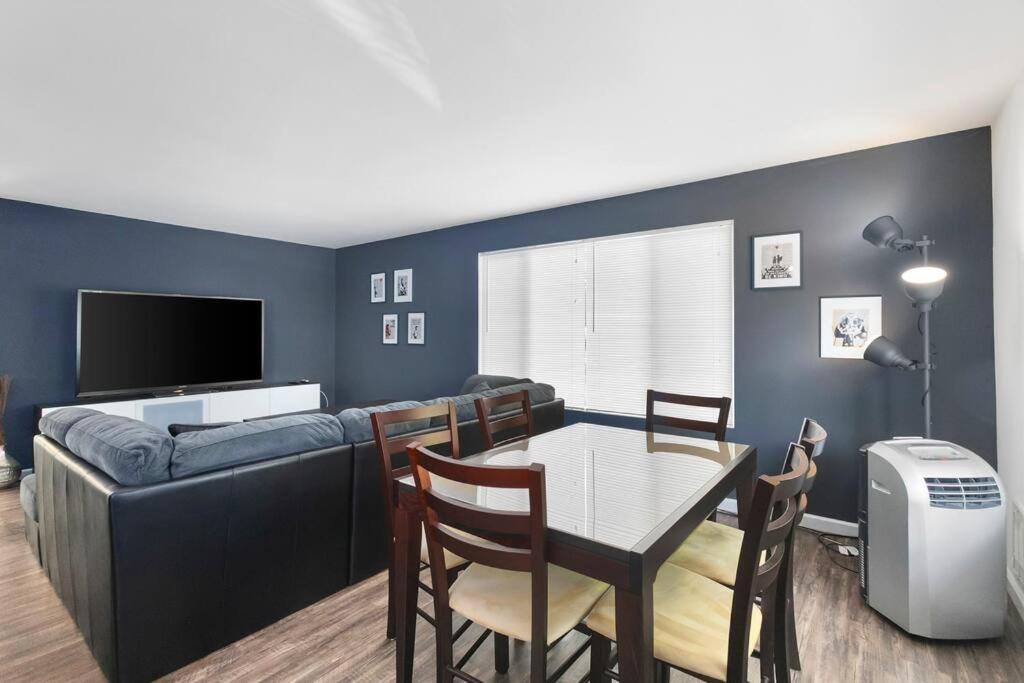 Epicurean Remodel In Central Location. Сиэтл Экстерьер фото